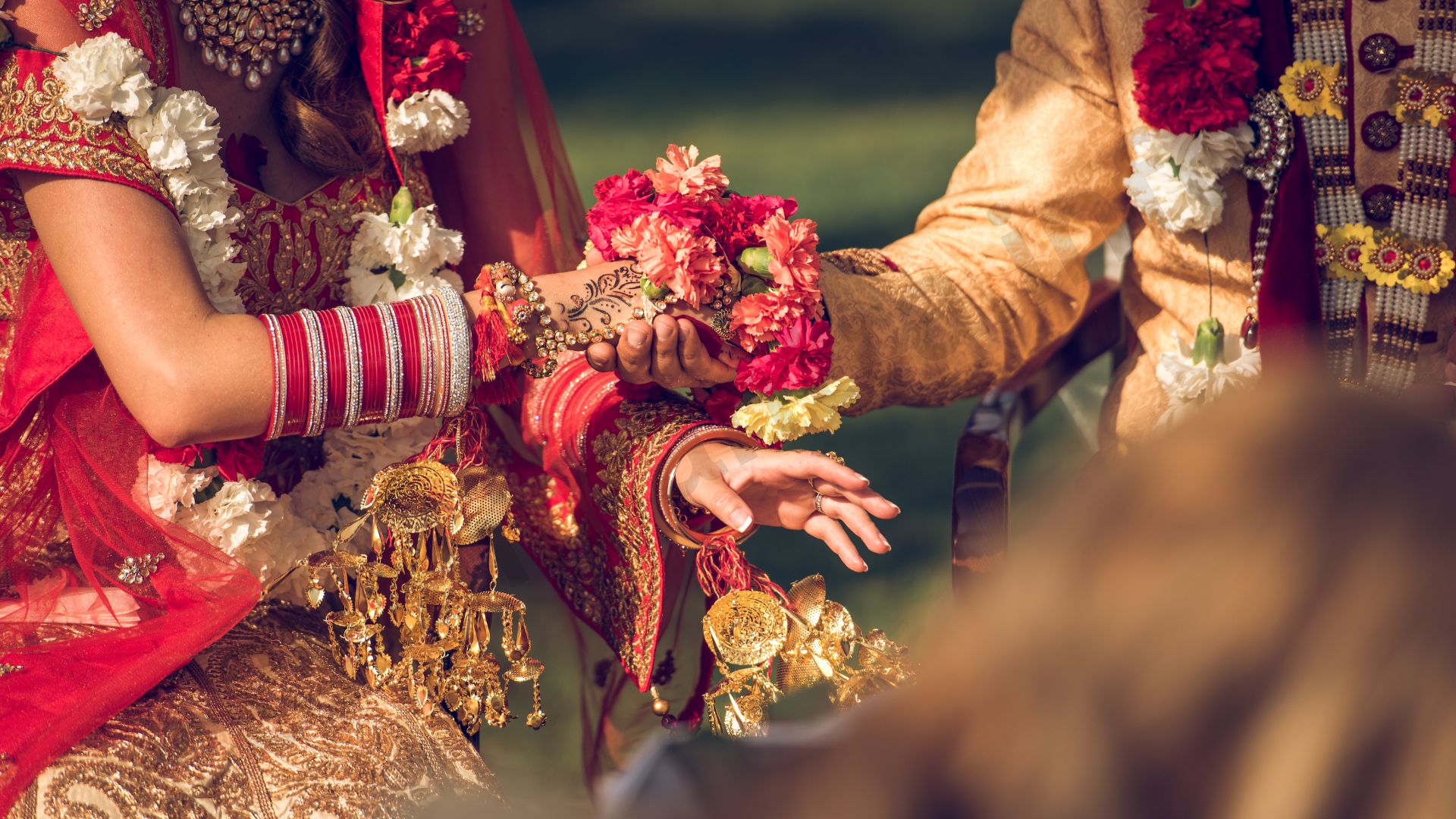 हिंदू विवाह में सात फेरे का अर्थ: जीवन के सात चरण!